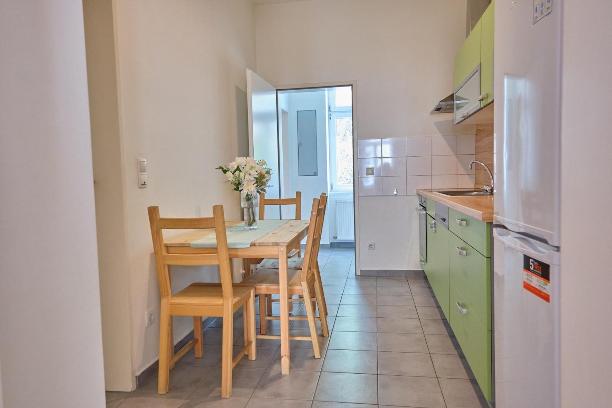 Chic Apartment - Near U3 Metro Bécs Kültér fotó