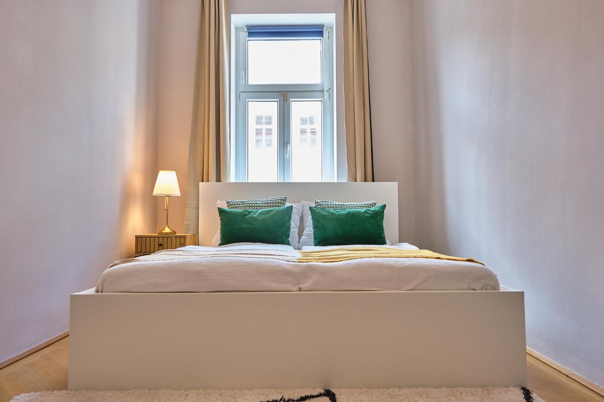 Chic Apartment - Near U3 Metro Bécs Kültér fotó