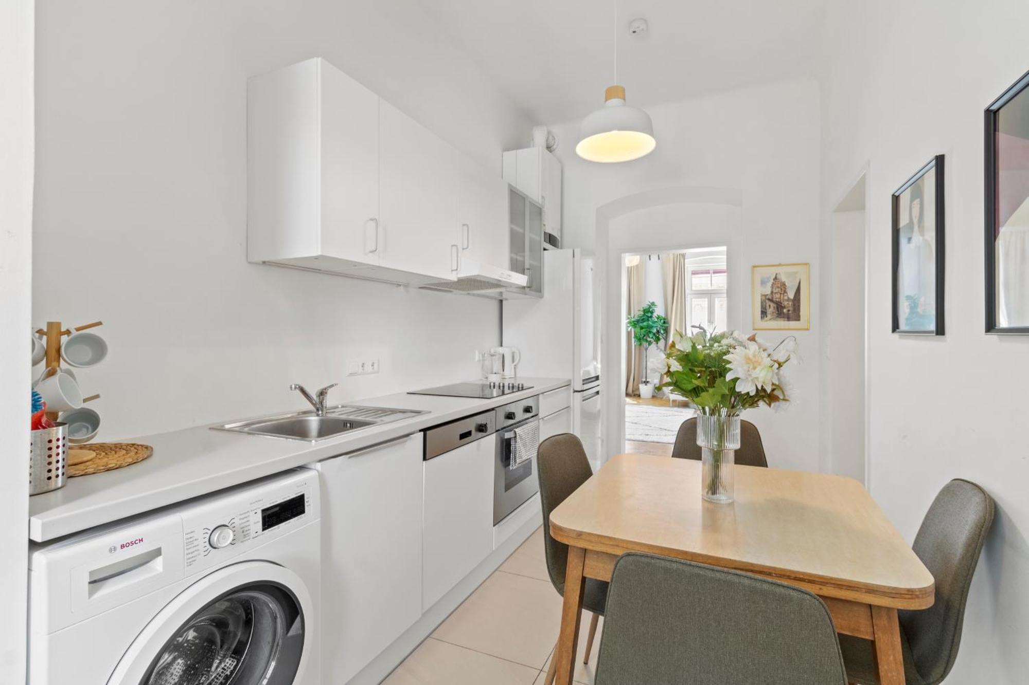 Chic Apartment - Near U3 Metro Bécs Kültér fotó
