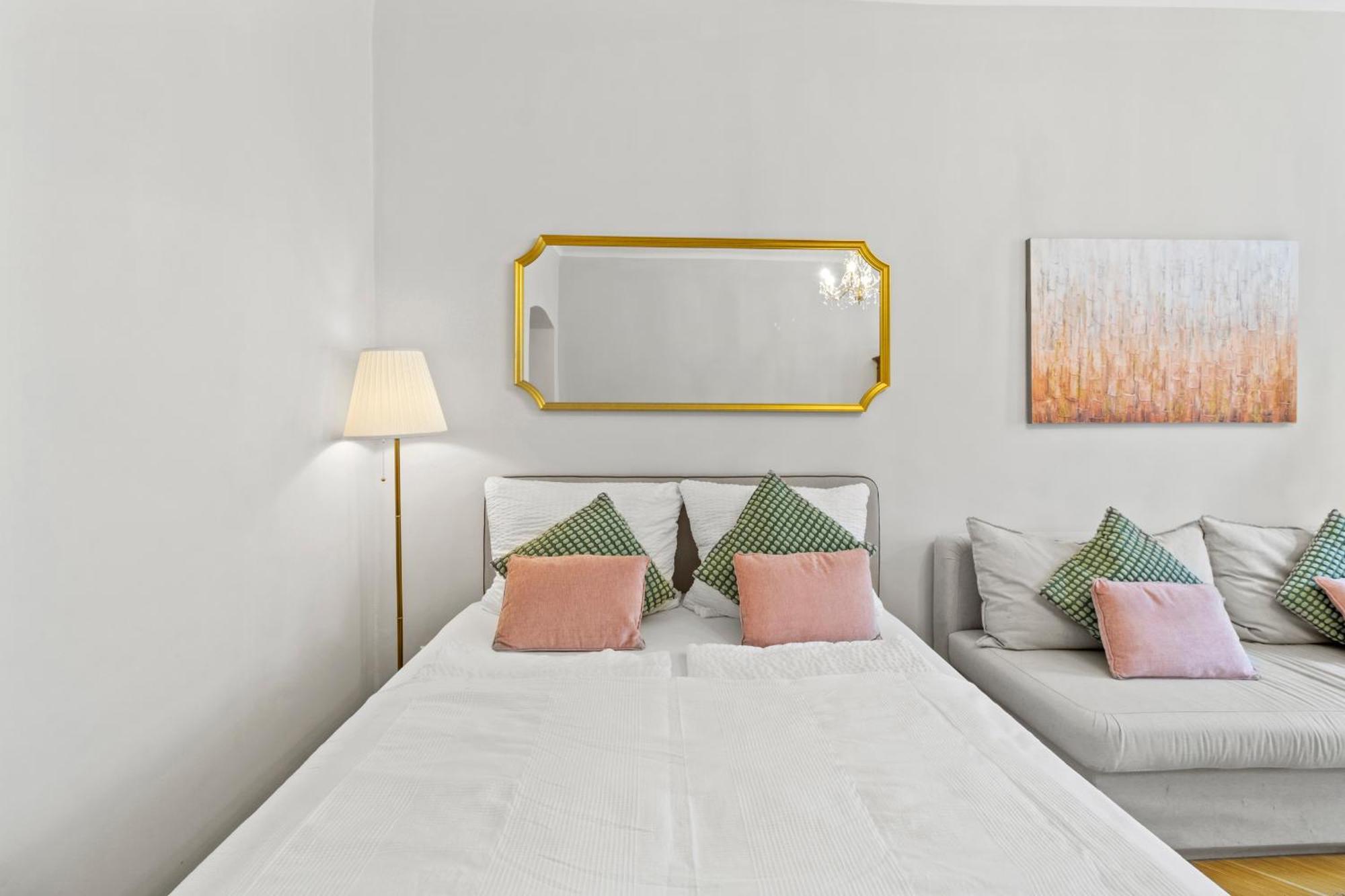Chic Apartment - Near U3 Metro Bécs Kültér fotó