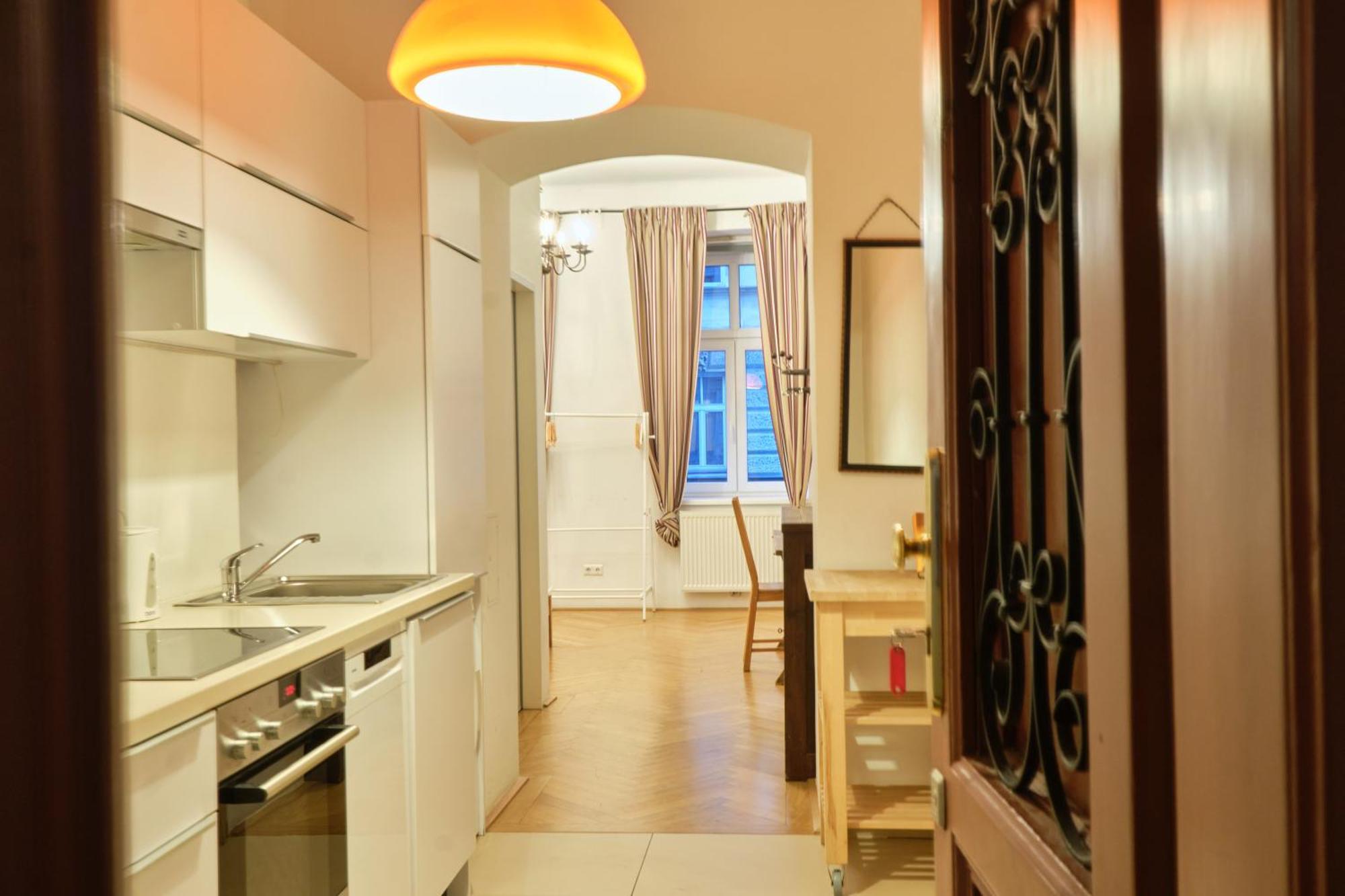 Chic Apartment - Near U3 Metro Bécs Kültér fotó