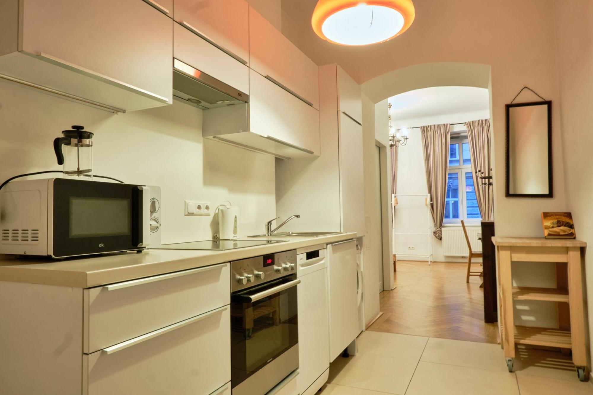 Chic Apartment - Near U3 Metro Bécs Kültér fotó